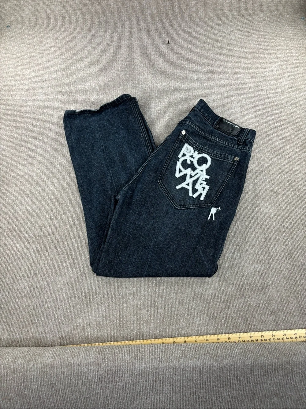 Vintage Y2K Rocawear Jeans Mens 36x32 Baggy Wide Leg Embroidered Hip Hop Grunge